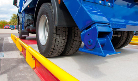 Concrete deck weighbridge.